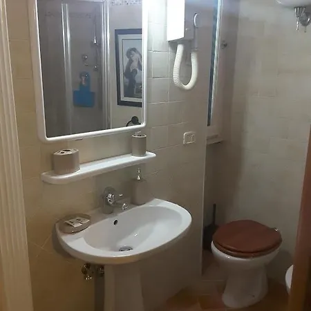 بيت ضيافة Casa Kita كورتونا