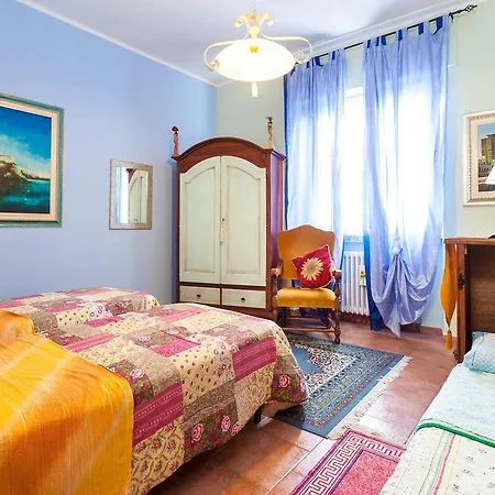 Casa Kita 2* كورتونا